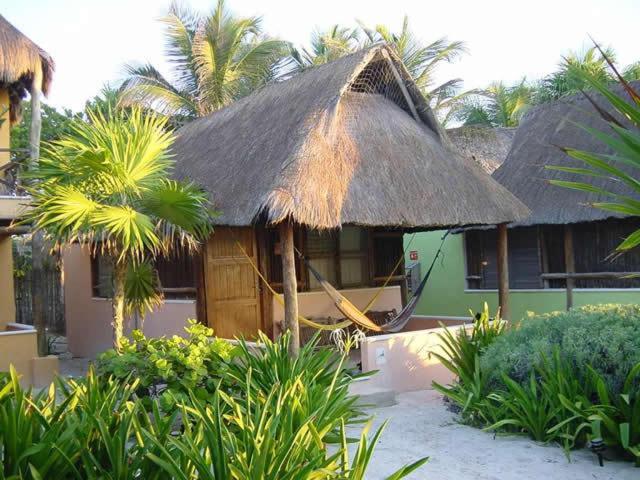 Bt Live Tulum Located At The Party Zone Hotel Buitenkant foto
