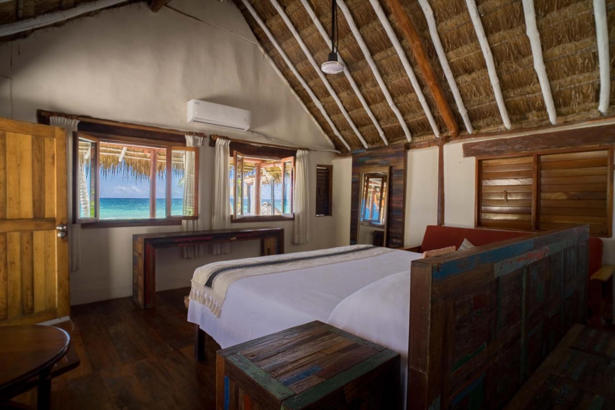 Bt Live Tulum Located At The Party Zone Hotel Buitenkant foto