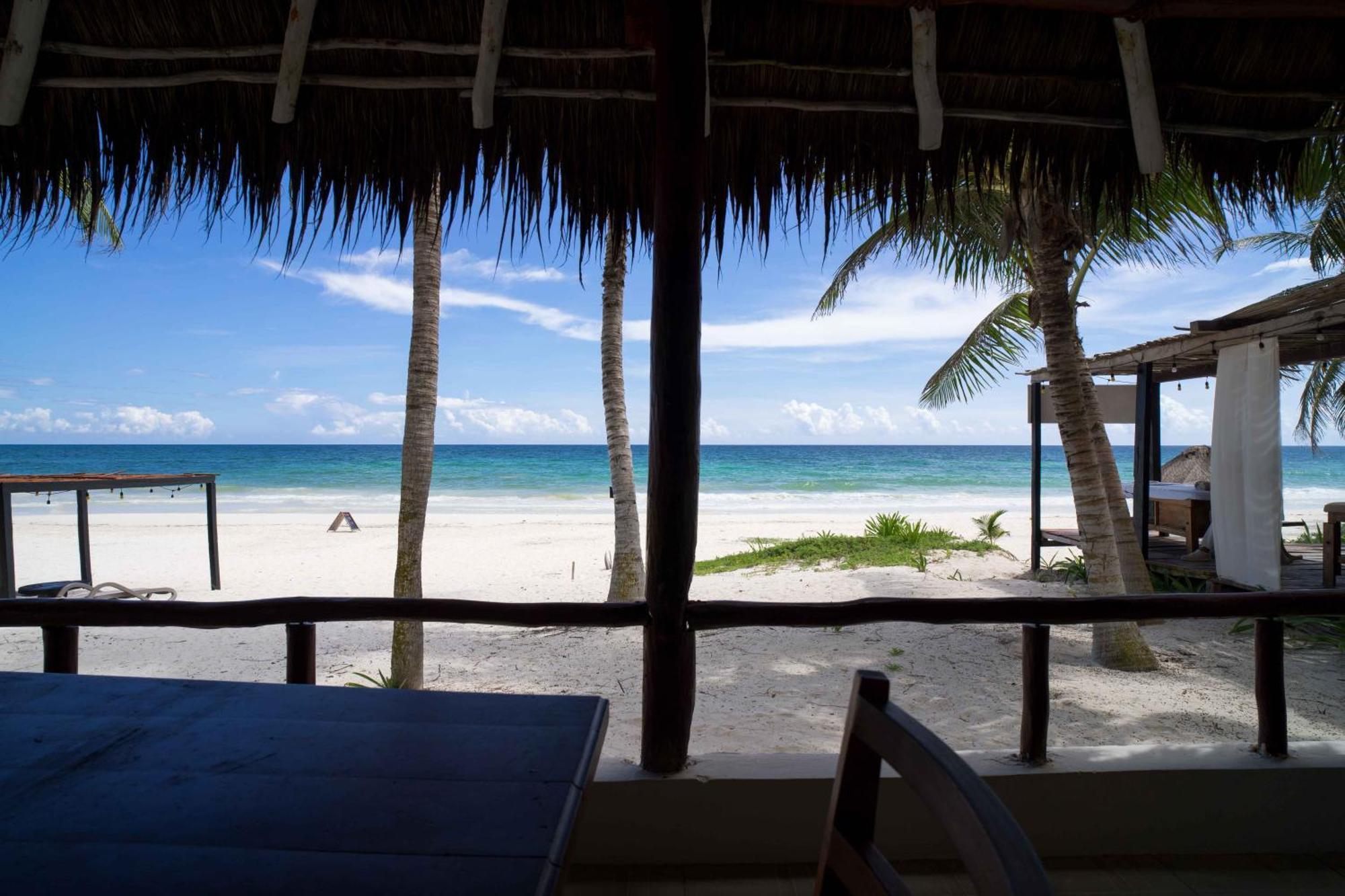 Bt Live Tulum Located At The Party Zone Hotel Buitenkant foto