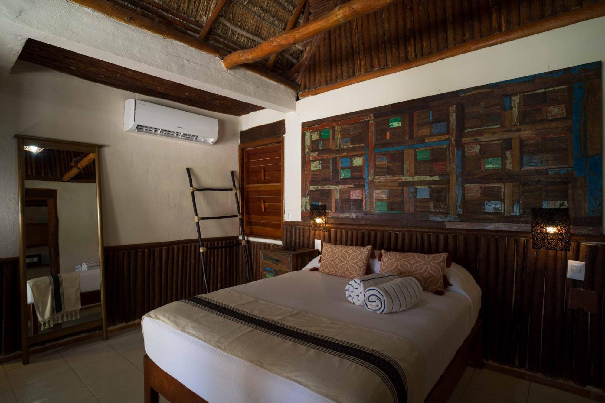 Bt Live Tulum Located At The Party Zone Hotel Buitenkant foto
