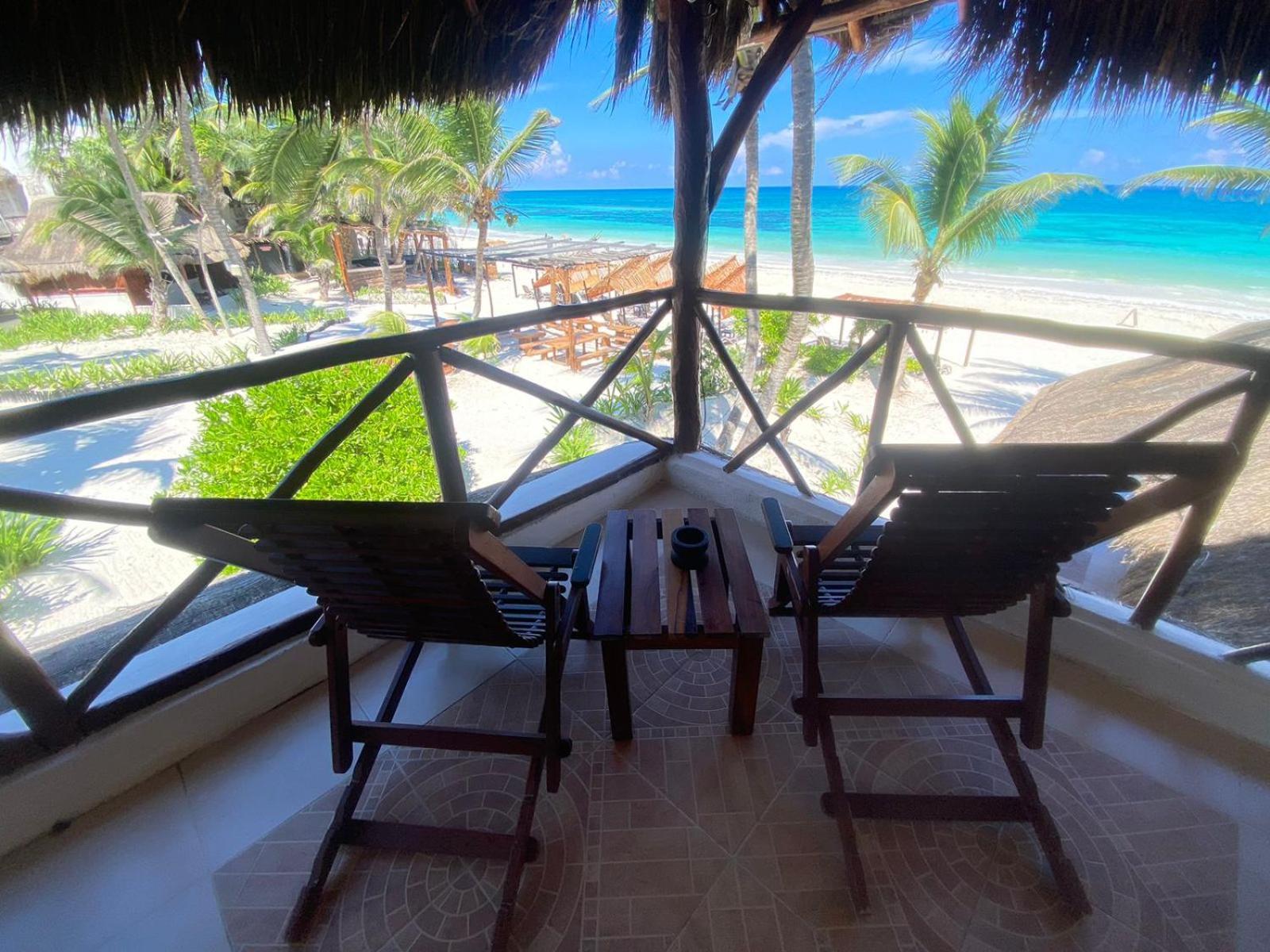Bt Live Tulum Located At The Party Zone Hotel Buitenkant foto