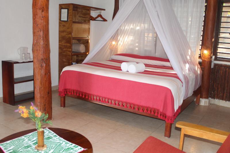 Bt Live Tulum Located At The Party Zone Hotel Buitenkant foto